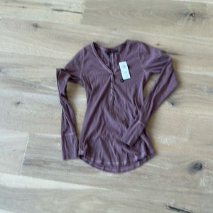 NWT ABERCROMBIE HENLEY
